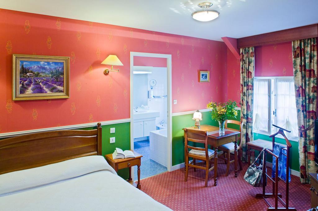 Au Relais Du Porhoet Guilliers Phòng bức ảnh