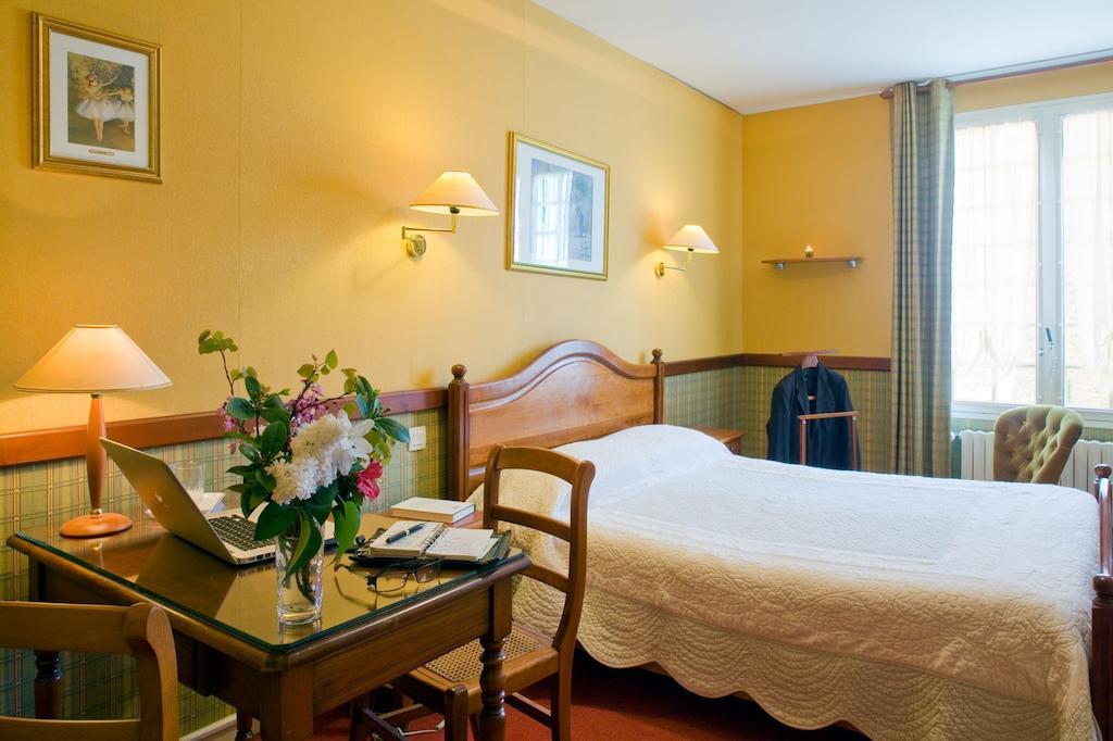 Au Relais Du Porhoet Guilliers Phòng bức ảnh